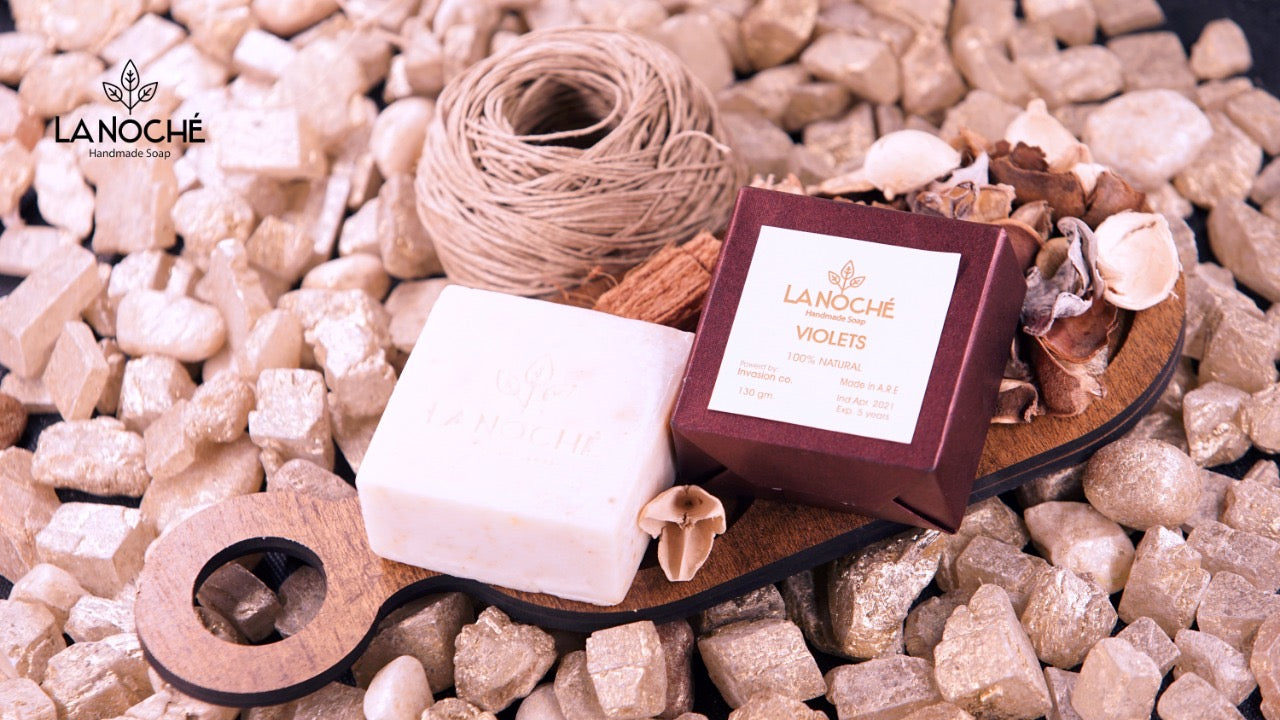 La Noché Dates Kernel soap